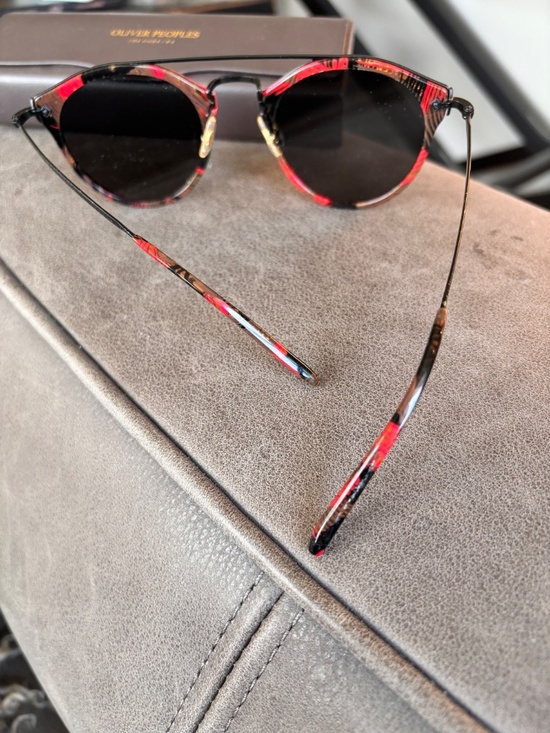 Oliver Peoples Sunglasses like new